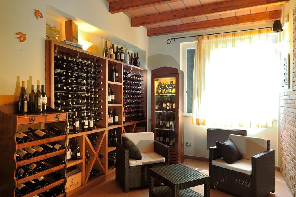 隆迪尼酒店 日科德尔格尔福迪艾斯 外观 照片